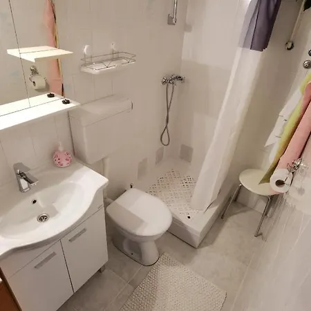 Apartman Kampor Rab Town Exterior photo
