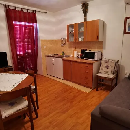 Apartman Kampor Rab Town Exterior photo