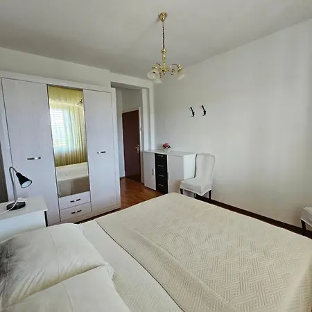 Apartman Kampor Rab Town Exterior photo